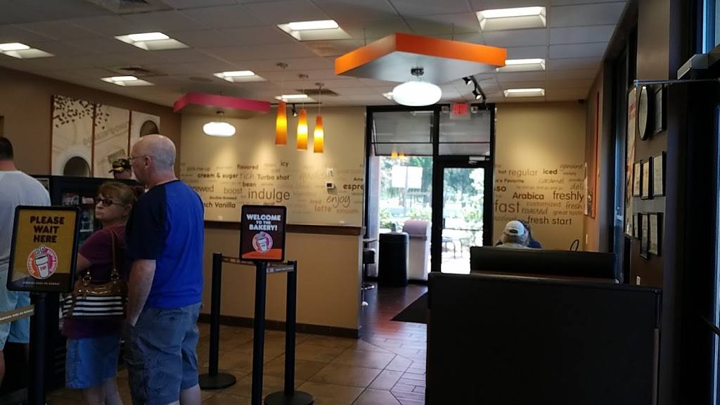 Dunkin | cafe | 9991 Bay Pines Blvd, St. Petersburg, FL 33708, USA | 7273986342 OR +1 727-398-6342