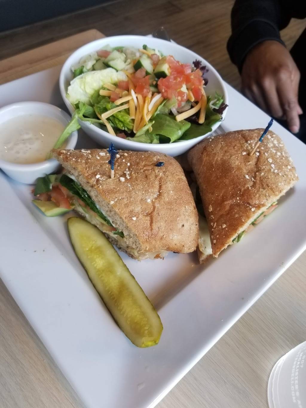 McAlisters Deli | restaurant | 1425 Market Blvd #1370, Roswell, GA 30076, USA | 7705943220 OR +1 770-594-3220