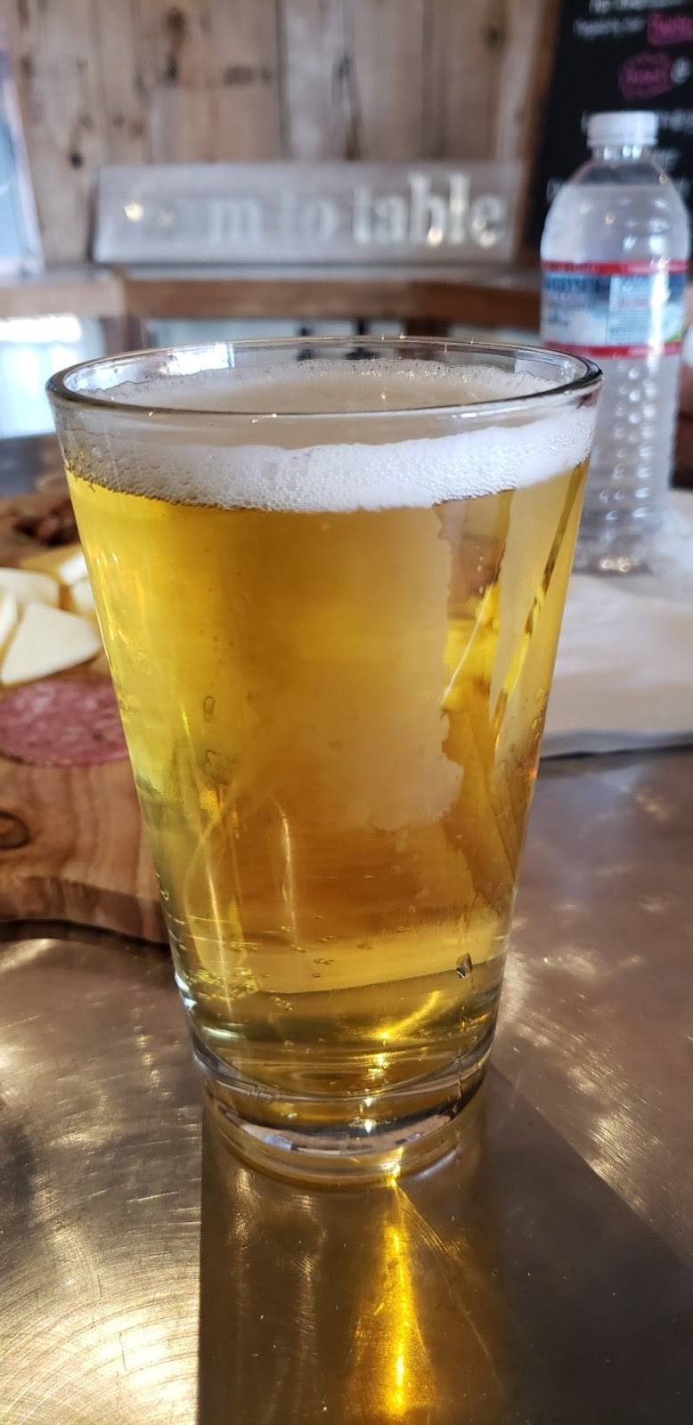 Tap & Cellar | restaurant | 101 317 W Bedford Ave, Fresno, CA 93711, USA | 5594002559 OR +1 559-400-2559