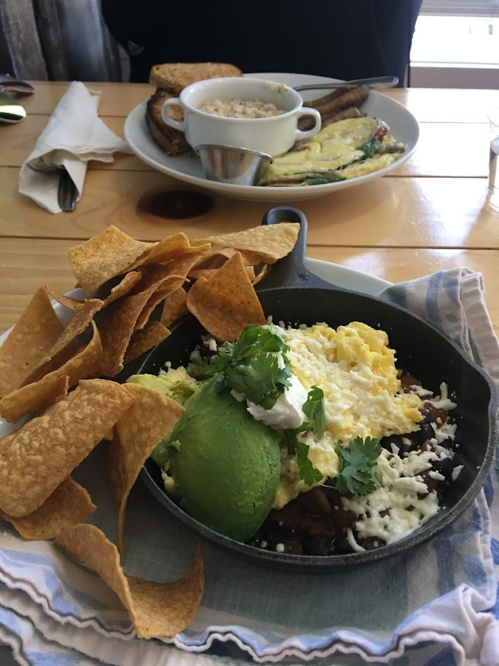 Honey and Salt | restaurant | 2730 Greenville Hwy, Flat Rock, NC 28731, USA | 8286768322 OR +1 828-676-8322