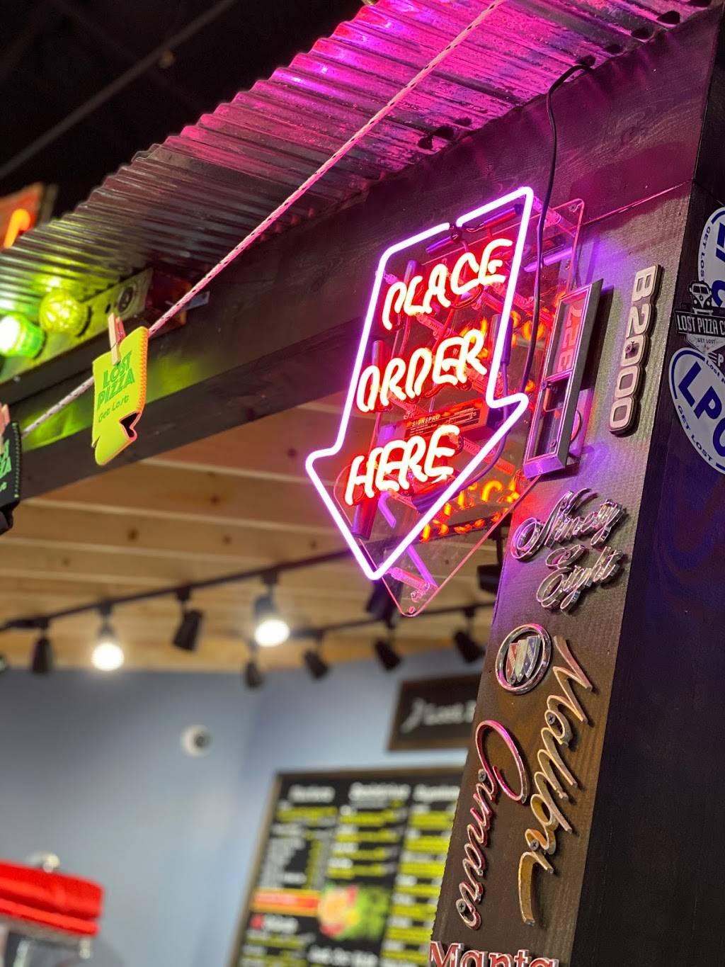 Lost Pizza Co. Tupelo West Main | restaurant | 3418 Main St Suite c, Tupelo, MS 38801, USA | 6623464142 OR +1 662-346-4142