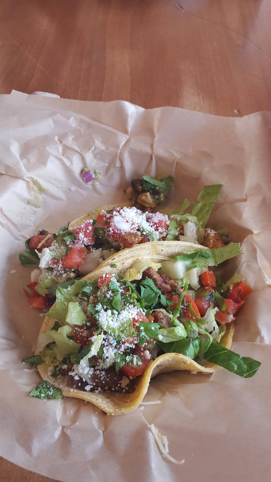 QDOBA Mexican Eats | restaurant | 7001 Amboy Rd Unit 106, Staten Island, NY 10307, USA | 7183561481 OR +1 718-356-1481