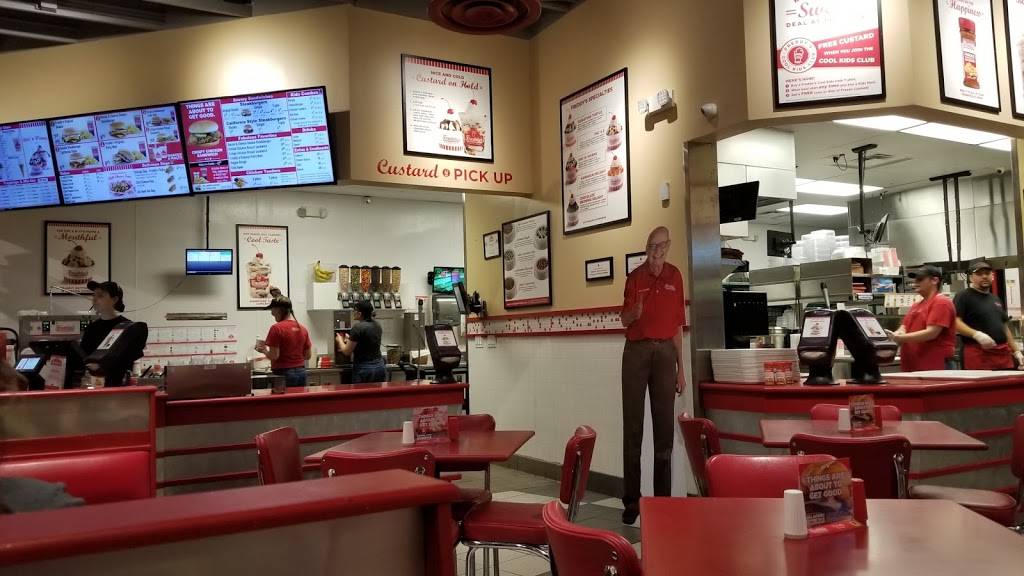 Freddys Frozen Custard & Steakburgers | restaurant | 3200 S Orange Ave, Orlando, FL 32806, USA | 4077572318 OR +1 407-757-2318