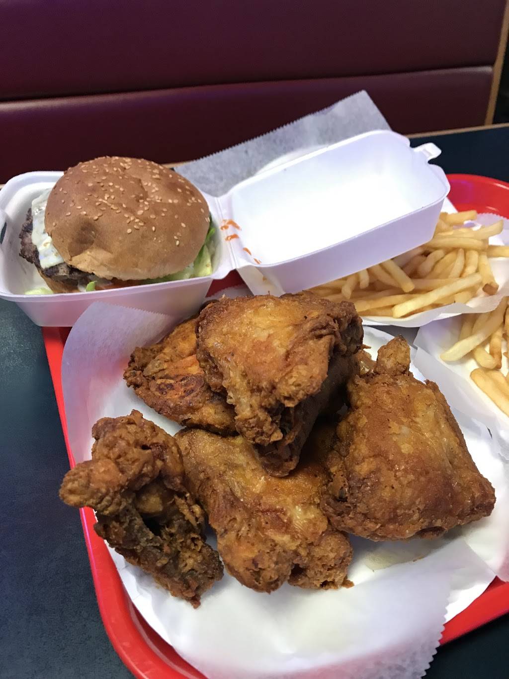 Crown Fried Chicken | restaurant | 443 Lincoln St, Worcester, MA 01605, USA | 5085950220 OR +1 508-595-0220