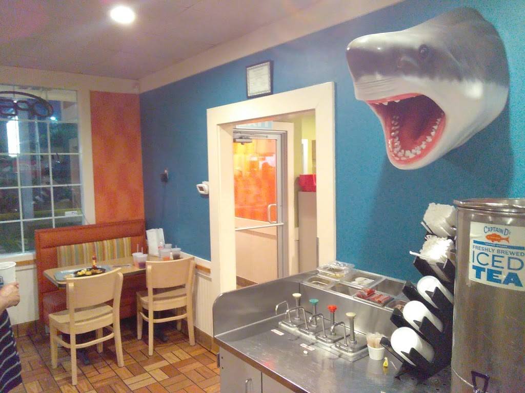 Captain Ds | restaurant | 6554 Forest Hill Dr, Forest Hill, TX 76140, USA | 8175517069 OR +1 817-551-7069