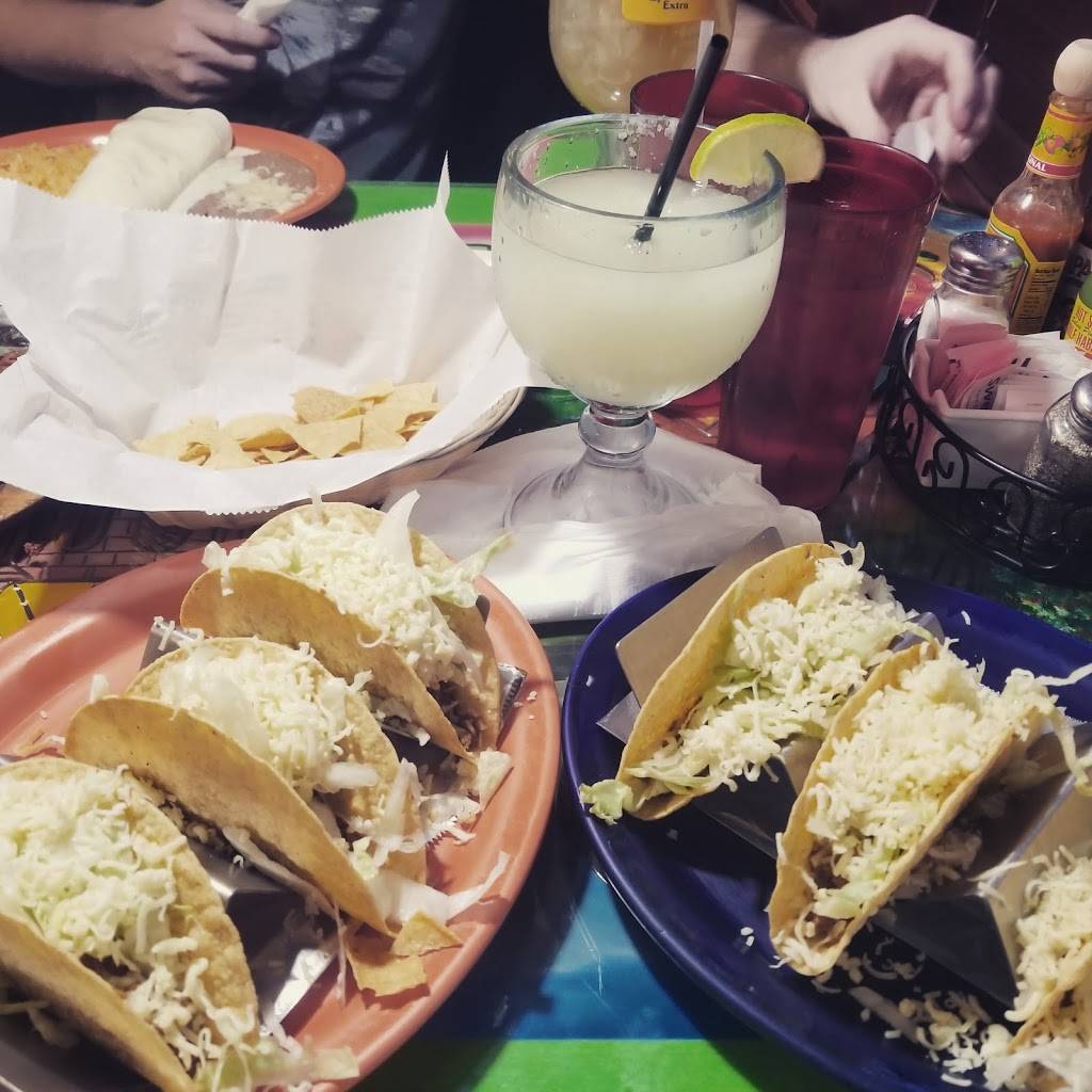 Los Tres Amigos West Jackson | restaurant | 1923 W Michigan Ave, Jackson, MI 49202, USA | 5179900727 OR +1 517-990-0727