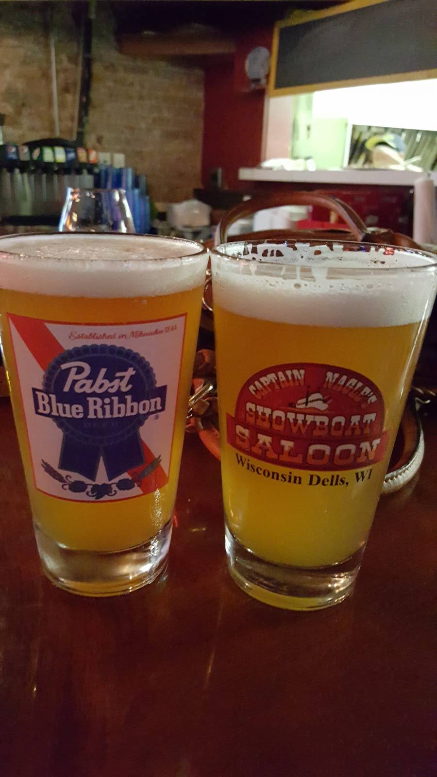 Tugs Kitchen At Showboat Saloon | restaurant | 24 Broadway, Wisconsin Dells, WI 53965, USA | 6082530707 OR +1 608-253-0707