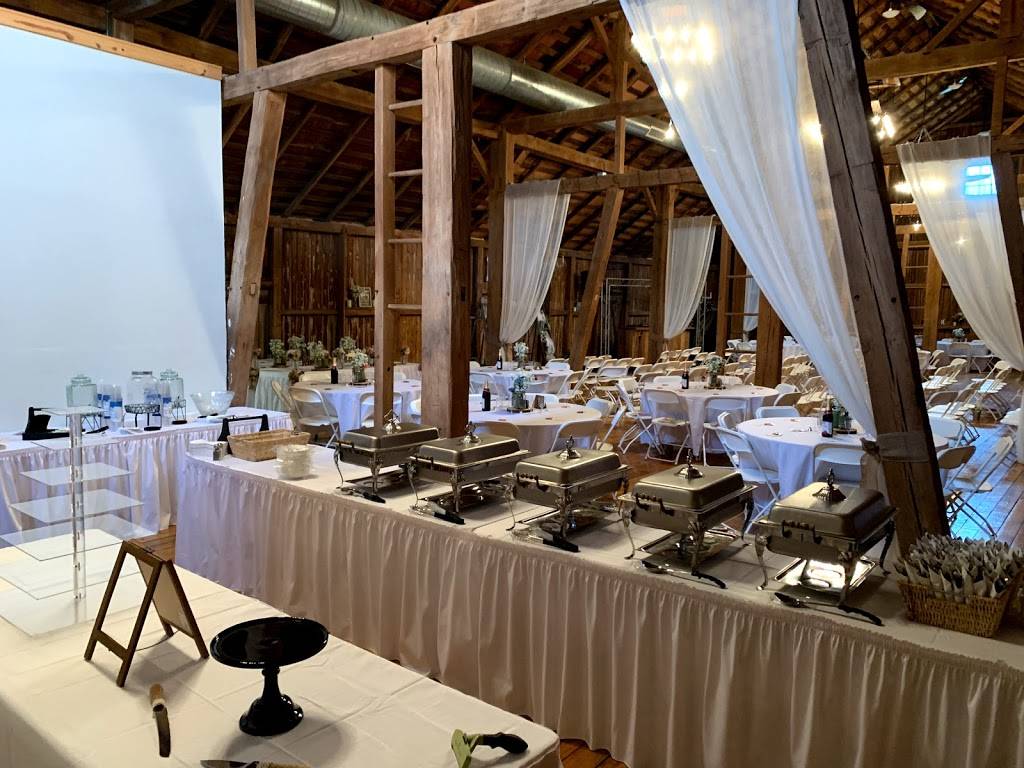 The Barn at Sugarcreek | restaurant | 6907 Spooky Hollow Rd NW, Sugarcreek, OH 44681, USA | 3308523321 OR +1 330-852-3321