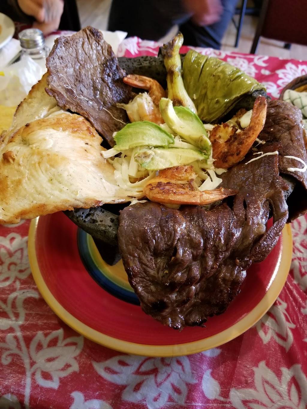 Molcajete chilango | restaurant | 191 Dayton Ave, Passaic, NJ 07055, USA | 9732467765 OR +1 973-246-7765