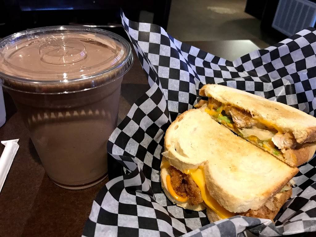 Meltwich Food Co. | restaurant | 154 Queen St S, Mississauga, ON L5M 2P4, Canada | 9058131099 OR +1 905-813-1099