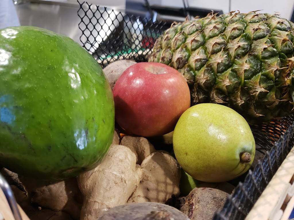 Blu Diamond Juicery | restaurant | 5144 Walnut St, Philadelphia, PA 19139, USA | 2157969618 OR +1 215-796-9618