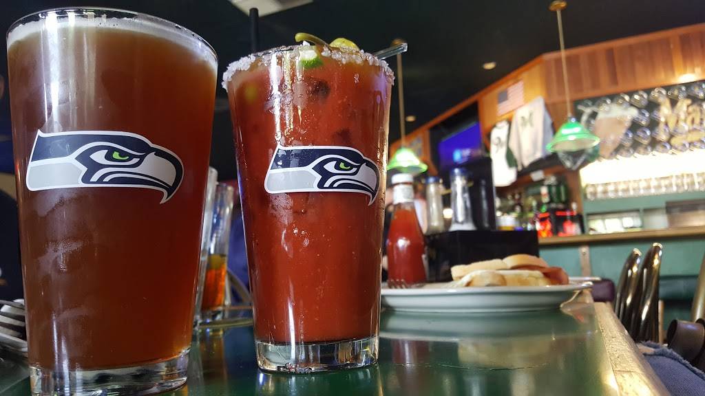 Malarkys Sports Grill | night club | 1025 NW Gilman Blvd, Issaquah, WA 98027, USA | 4253926356 OR +1 425-392-6356