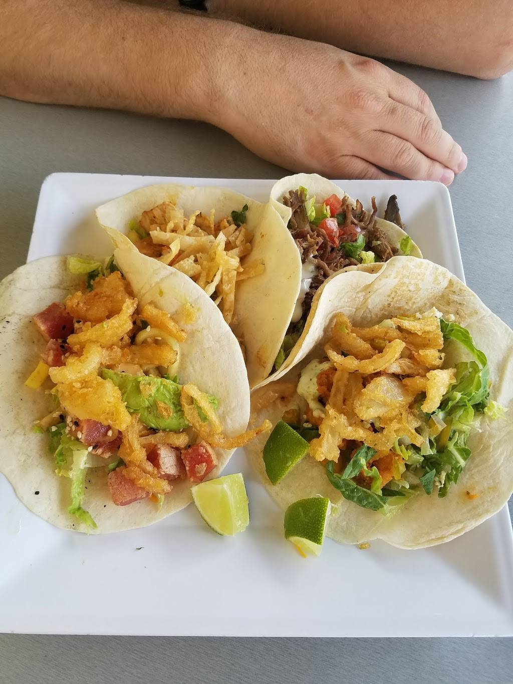 Ciccio Cali Brandon | restaurant | 11230 Sullivan St, Riverview, FL 33578, USA | 8134363840 OR +1 813-436-3840