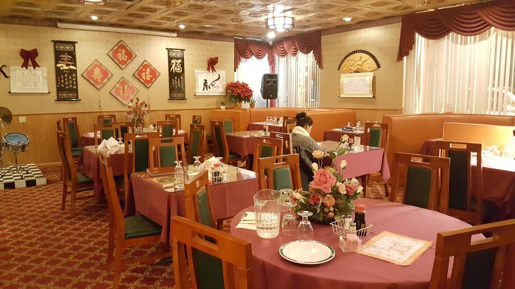 China Dragon Chinese Restaurant | restaurant | 5121, 15820 W National Ave, New Berlin, WI 53151, USA | 2627808839 OR +1 262-780-8839