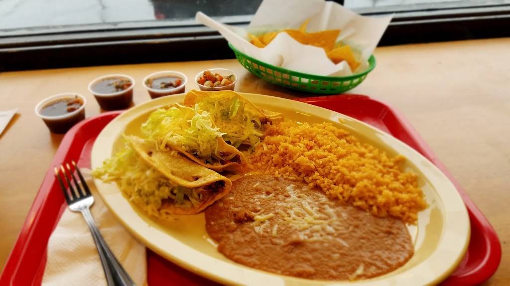 Juanillos mexican grill | restaurant | 510 W Compton Blvd, Compton, CA 90220, USA | 3104381372 OR +1 310-438-1372