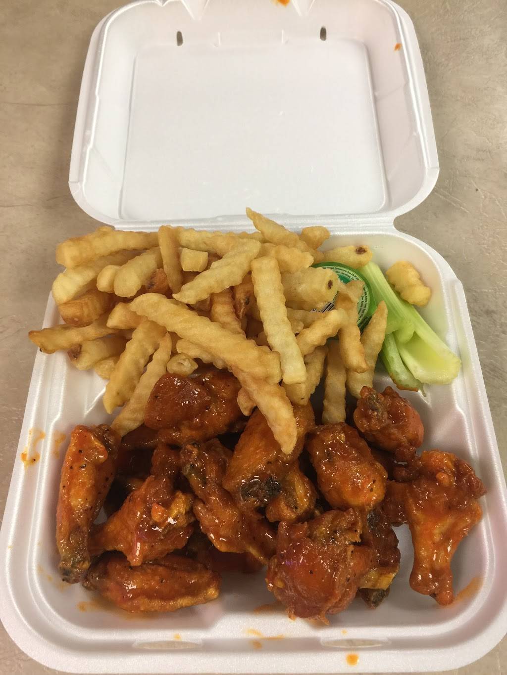 Atlantas Best Wings | restaurant | 490 Fairburn Rd SW A, Atlanta, GA 30331, USA | 4046915538 OR +1 404-691-5538