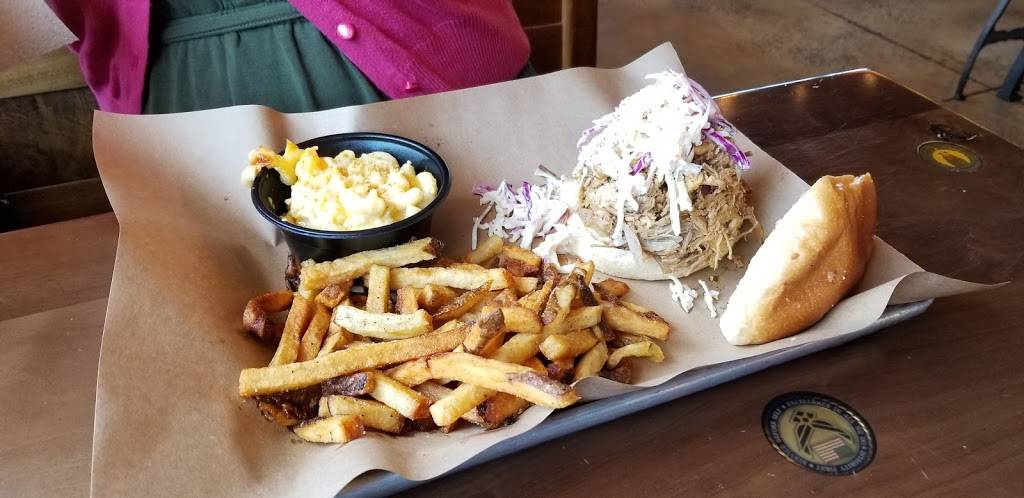 MISSION BBQ | restaurant | 8440 Blanding Blvd, Jacksonville, FL 32244, USA | 9047120252 OR +1 904-712-0252