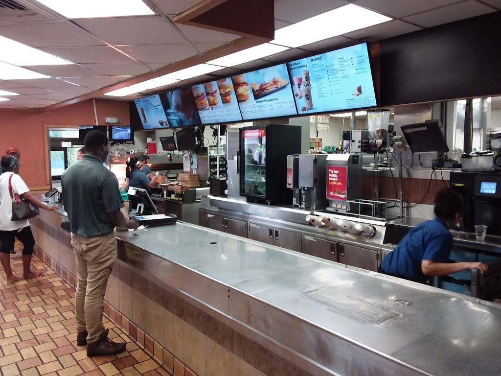 McDonalds | cafe | 1450 W Lantana Rd, Lantana, FL 33462, USA | 5615825495 OR +1 561-582-5495