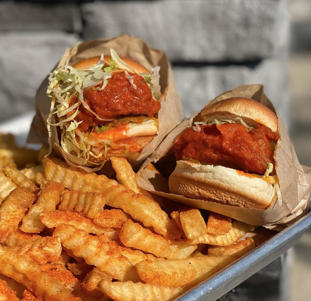 Savvy Sliders | meal takeaway | 1329 24th St, Port Huron, MI 48060, USA | 8109898888 OR +1 810-989-8888