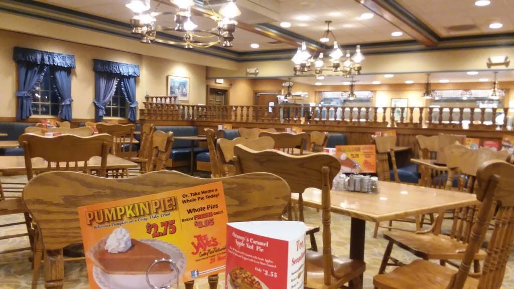 Tee Jayes Country Place | restaurant | 1195 N 21st St, Newark, OH 43055, USA | 7403663501 OR +1 740-366-3501