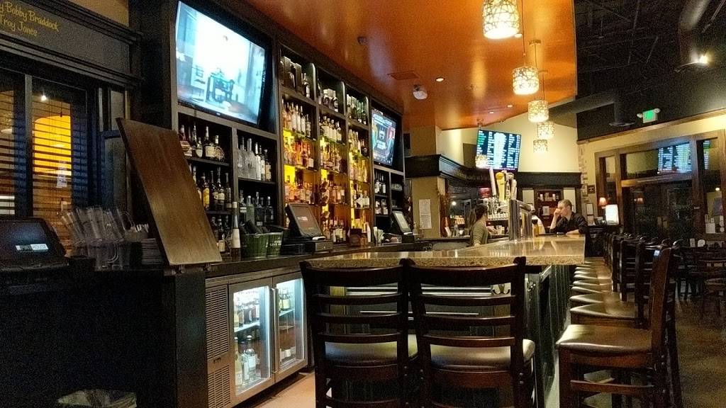 The Pint House | restaurant | 1547 W Katella Ave, Orange, CA 92867, USA | 7146337468 OR +1 714-633-7468