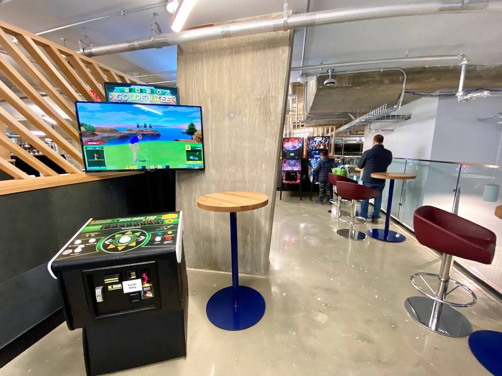 High Point Pub | restaurant | 1635 Boro Pl, McLean, VA 22102, USA | 5716343610 OR +1 571-634-3610