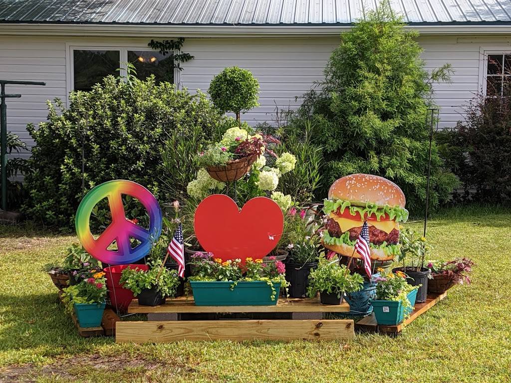 Love Shack | restaurant | 8244 Woolmarket Rd, Biloxi, MS 39532, USA | 2283962181 OR +1 228-396-2181