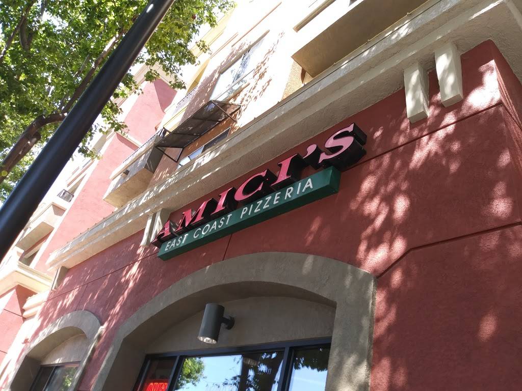 Amicis East Coast Pizzeria | restaurant | 4640 Tassajara Rd, Dublin, CA 94568, USA | 9258751600 OR +1 925-875-1600