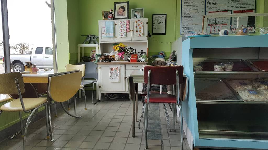 Polish Kitchen | restaurant | 31339 Harper Ave, St Clair Shores, MI 48082, USA | 5862940631 OR +1 586-294-0631