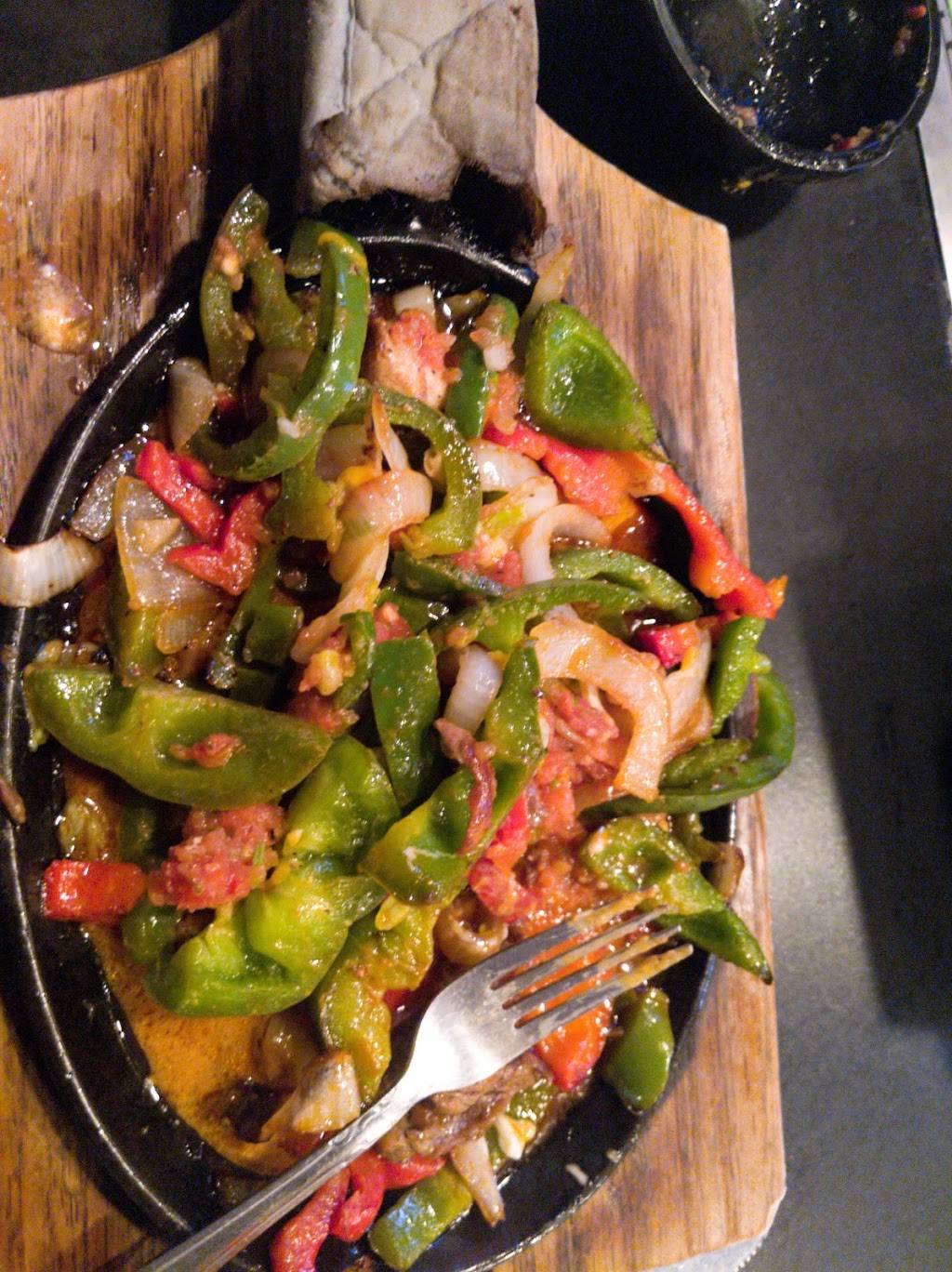 Flamingos Mexican Grill | restaurant | 25342 McIntyre St, Laguna Hills, CA 92653, USA | 9497683811 OR +1 949-768-3811