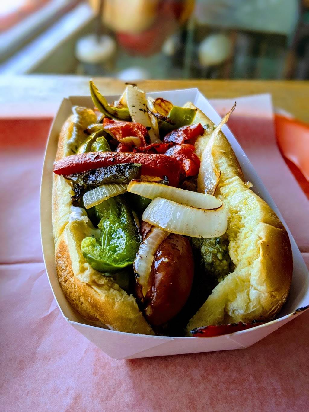 GOOD DOG Restaurant | restaurant | 34 Frazier Ave, Chattanooga, TN 37405, USA | 4234756175 OR +1 423-475-6175