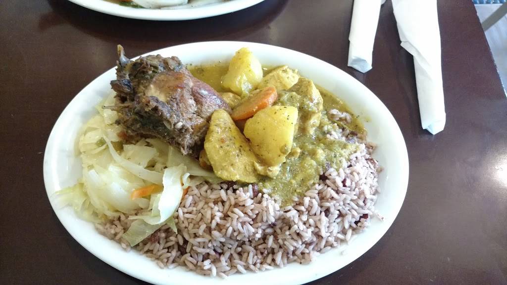Caribbean Plate | restaurant | 133 E Annandale Rd, Falls Church, VA 22046, USA | 7039428580 OR +1 703-942-8580