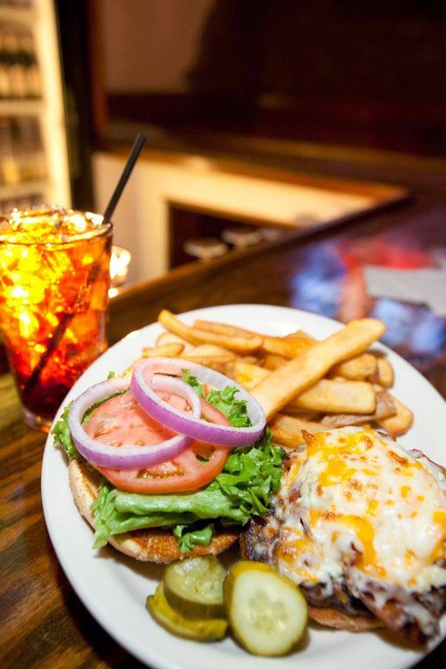 Olde Towne Tavern & Grille | restaurant | 835 Lawrenceville-Suwanee Rd, Lawrenceville, GA 30043, USA | 7703390909 OR +1 770-339-0909