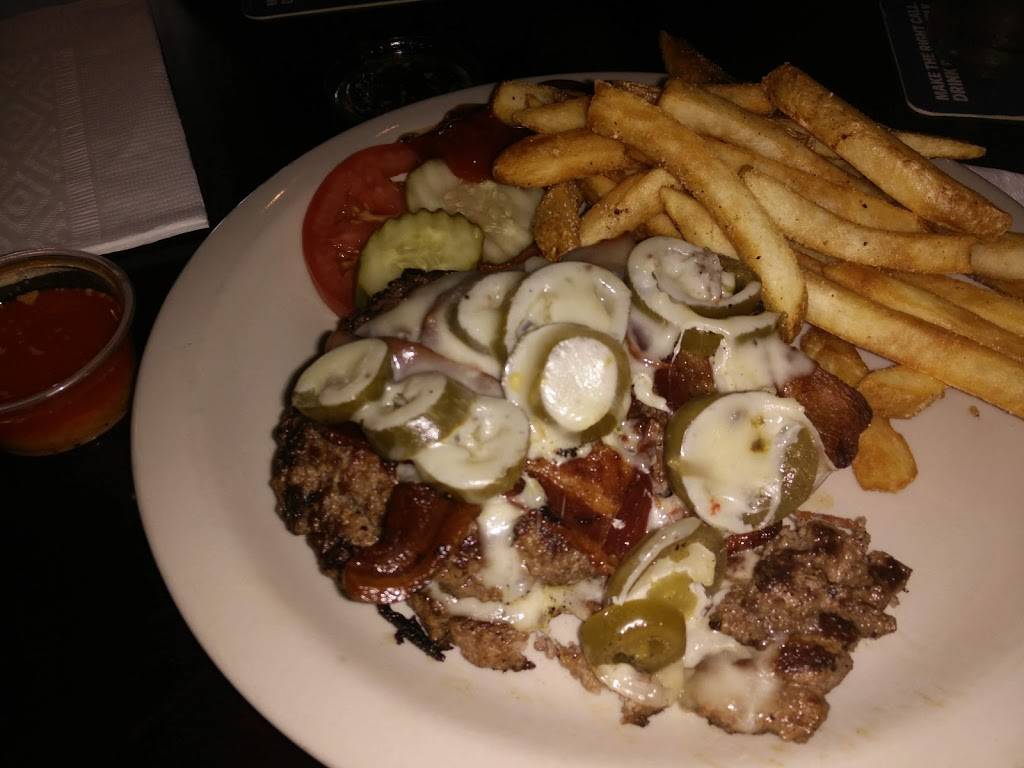 Londons Restaurant and Bar | restaurant | 101 N Wall St #3572, Tullahoma, TN 37388, USA | 9315718410 OR +1 931-571-8410