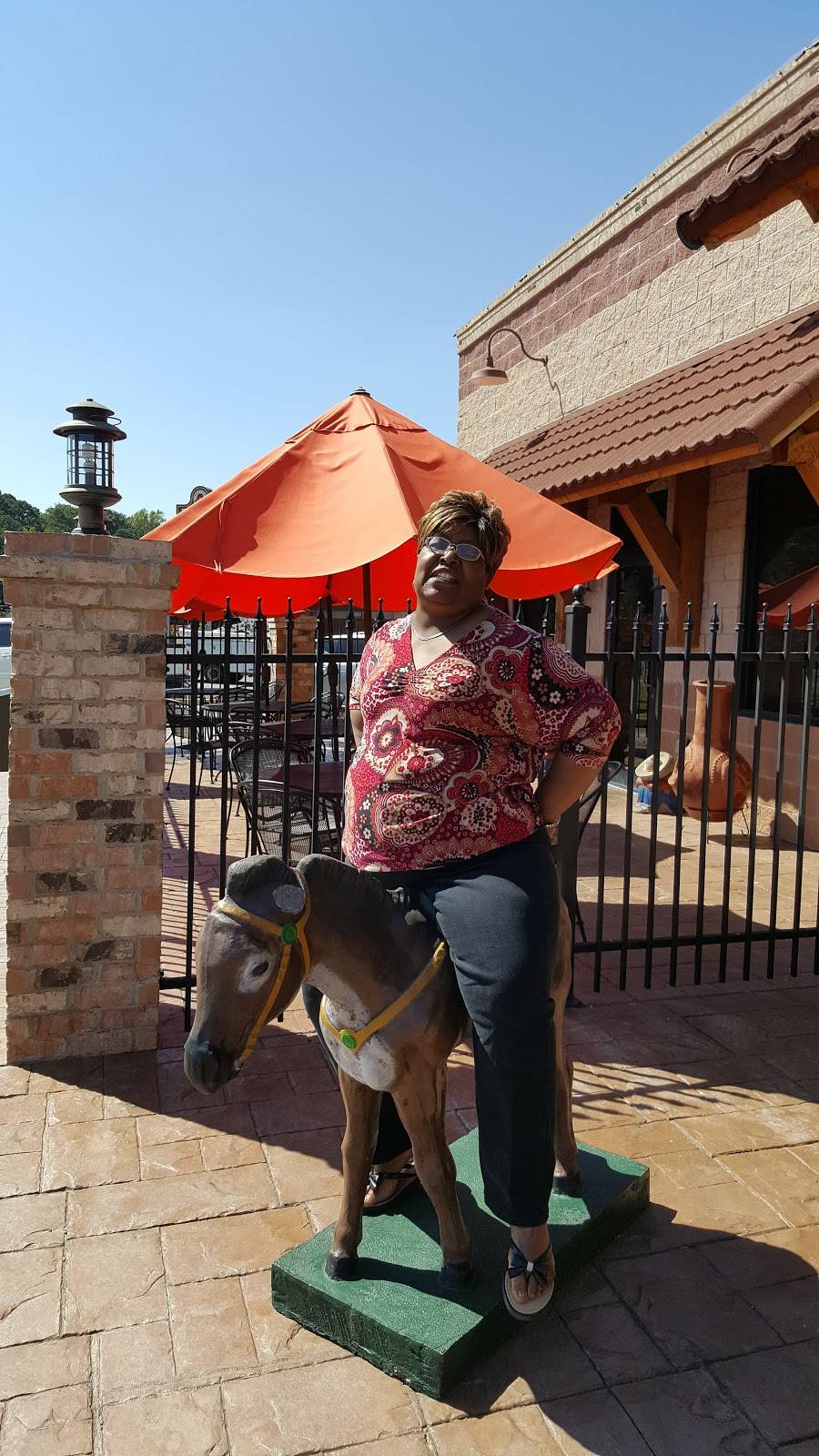 Jalapenos Mexican Grill | restaurant | 4421 Old Birmingham Hwy, Tuscaloosa, AL 35404, USA | 2053314816 OR +1 205-331-4816