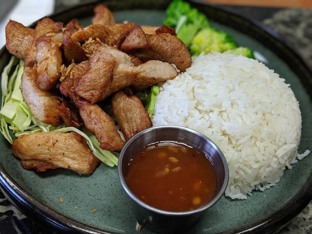 Thians Thai Fusion | restaurant | 825 Point Brown Ave NE, Ocean Shores, WA 98569, USA | 3609409010 OR +1 360-940-9010