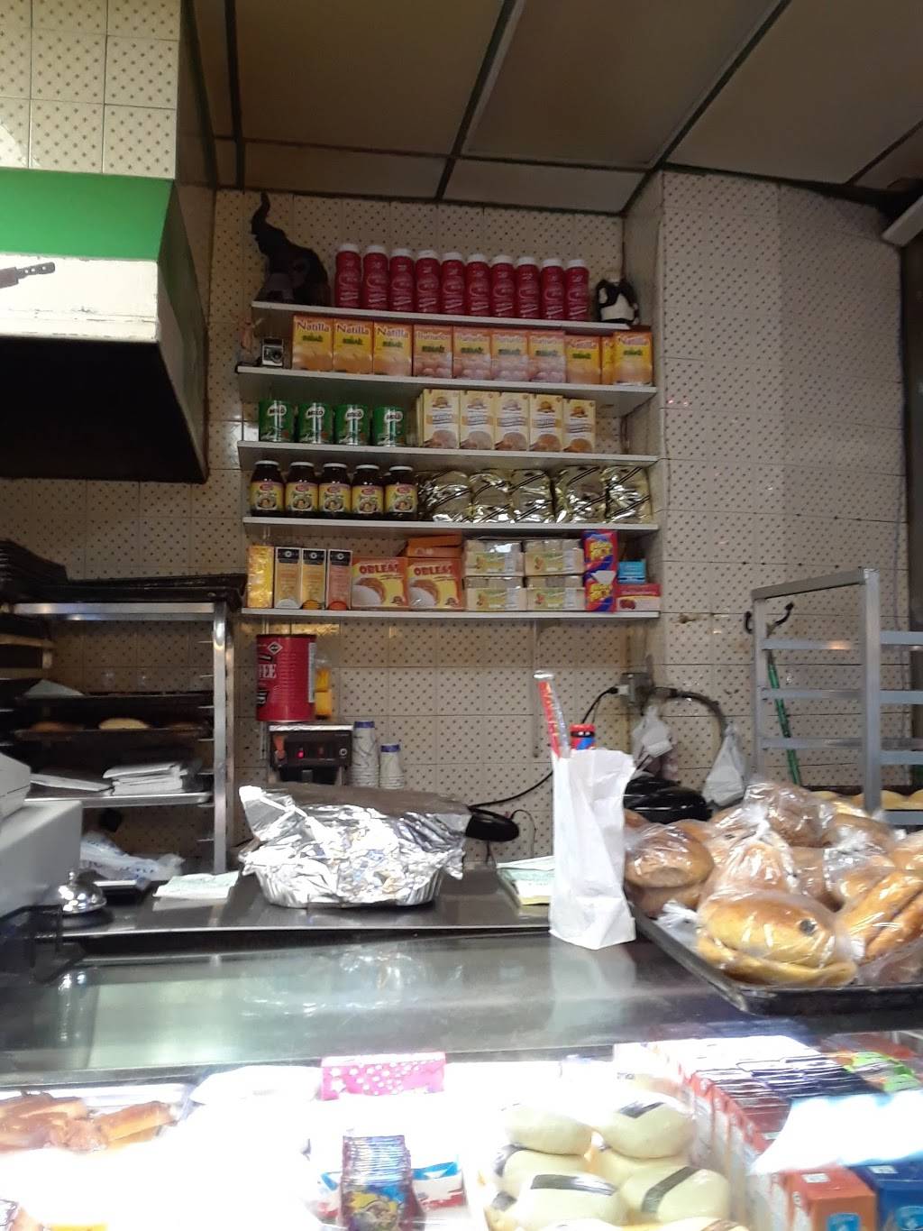 La Fonda Paisa | restaurant | 109 E Post Rd, White Plains, NY 10601, USA | 9146829032 OR +1 914-682-9032