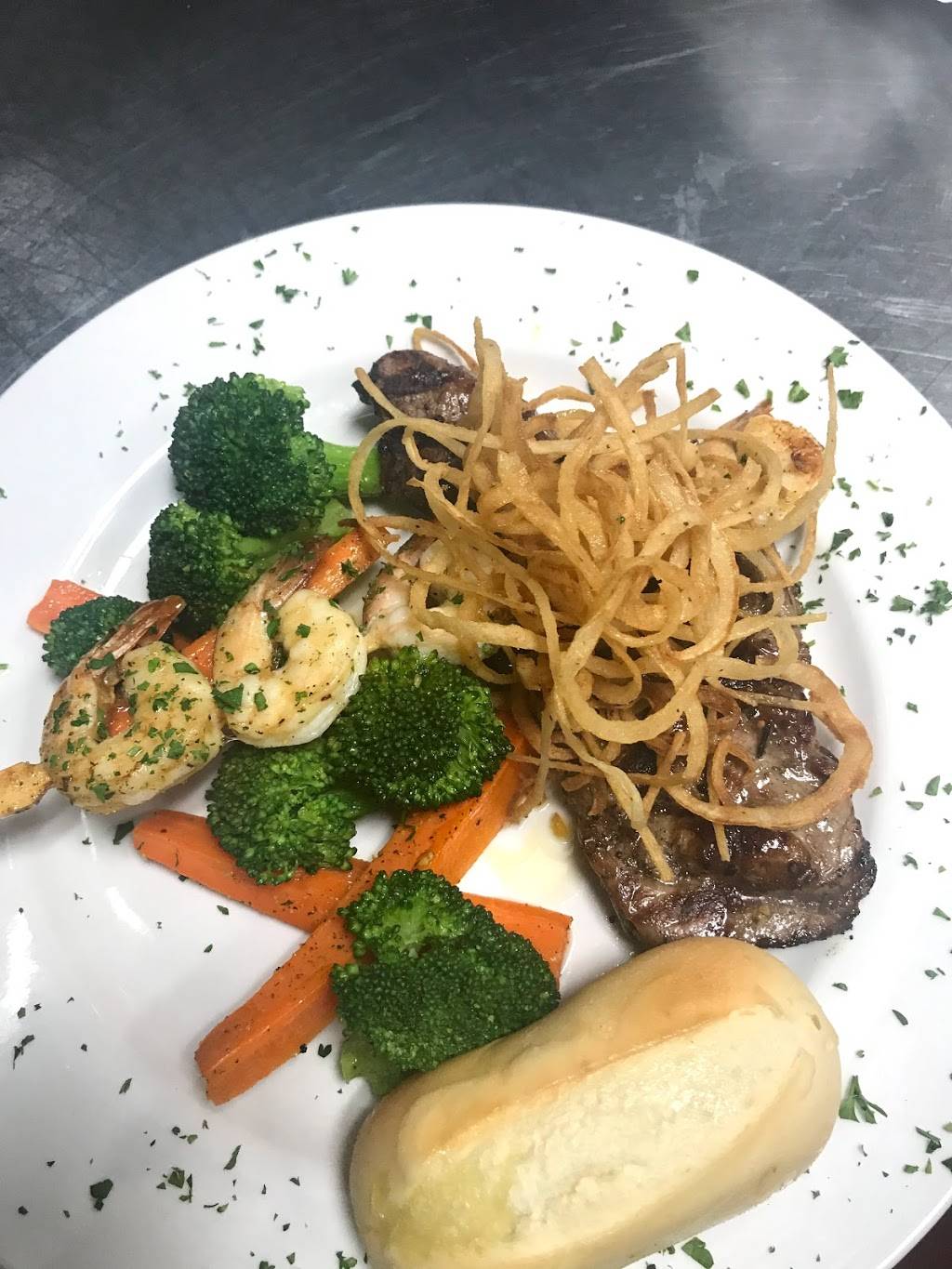 Michigan Diner | restaurant | 7435 Tecumseh Rd E, Windsor, ON N8T 1G2, Canada | 5199445111 OR +1 519-944-5111