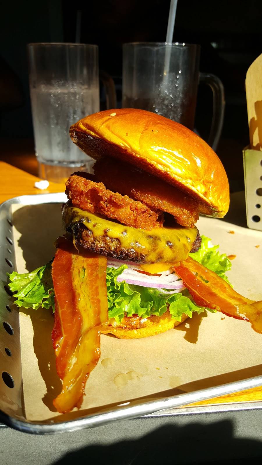 Chilis Grill & Bar | meal takeaway | 15555 E 14th St suite 366, San Leandro, CA 94578, USA | 5103170323 OR +1 510-317-0323