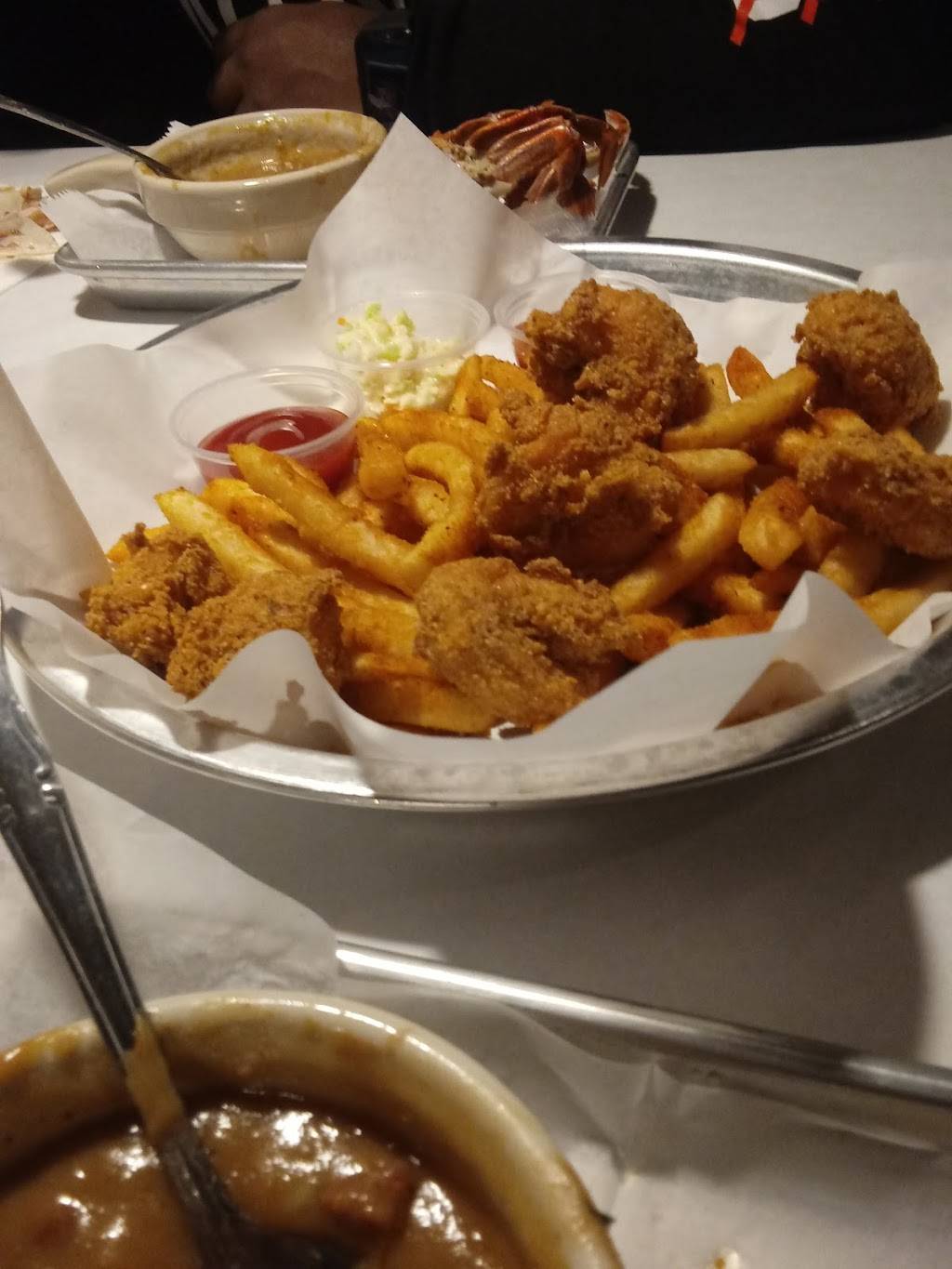 Cajun Boil & Bar - Joliet | restaurant | 3340 Mall Loop Dr, Joliet, IL 60431, USA | 8157824770 OR +1 815-782-4770