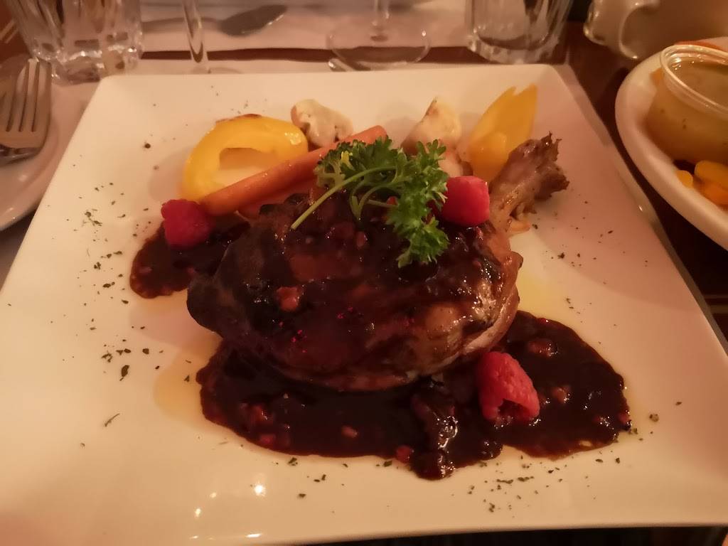 La Sarcelle | restaurant | 7 Rue de la Rivière, Bedford, QC J0J 1A0, Canada | 4502484440 OR +1 450-248-4440