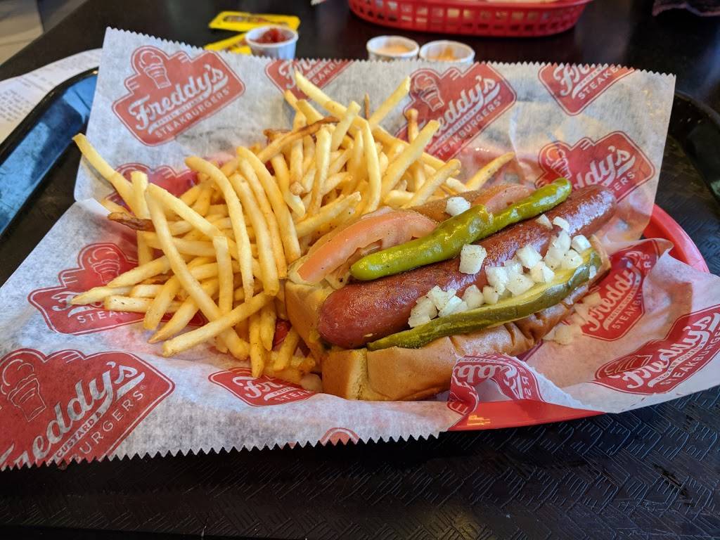 Freddys Frozen Custard & Steakburgers | restaurant | 1818 E Elliot Rd, Tempe, AZ 85284, USA | 4807552207 OR +1 480-755-2207