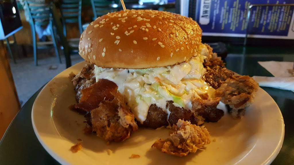 Wayland Hotel & Bar | restaurant | 104 S Main St, Wayland, MI 49348, USA | 2697922963 OR +1 269-792-2963