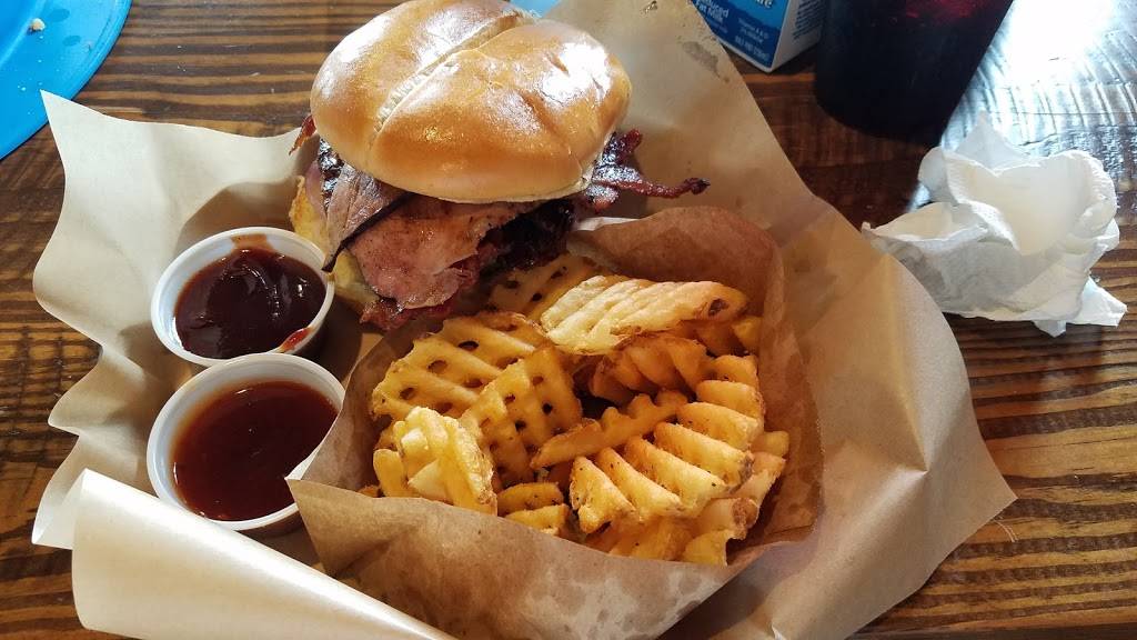 HF Crave | restaurant | 4800 Holdrege St Suite 100, Lincoln, NE 68504, USA | 4024807399 OR +1 402-480-7399