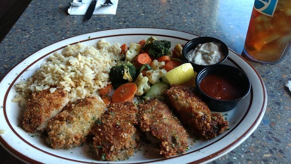 Fishin Hole Restaurant | restaurant | 103 Brumfield Ave, Montesano, WA 98563, USA | 3609644109 OR +1 360-964-4109
