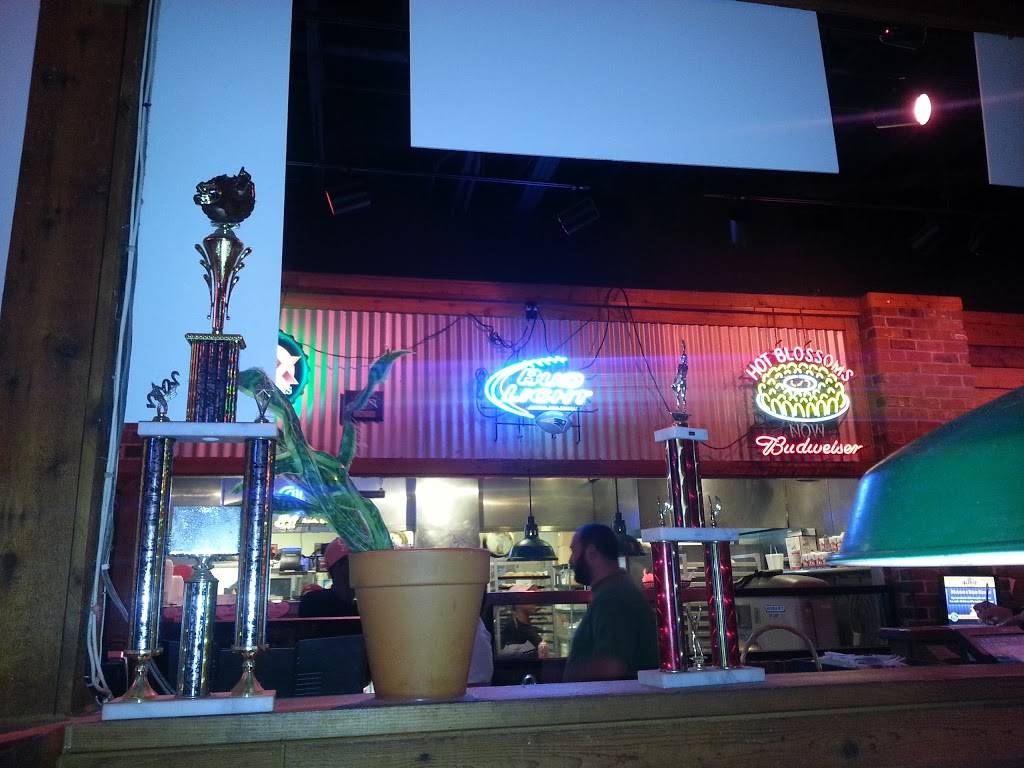 Texas Roadhouse | restaurant | 424 Broadway, Methuen, MA 01844, USA | 9789755588 OR +1 978-975-5588