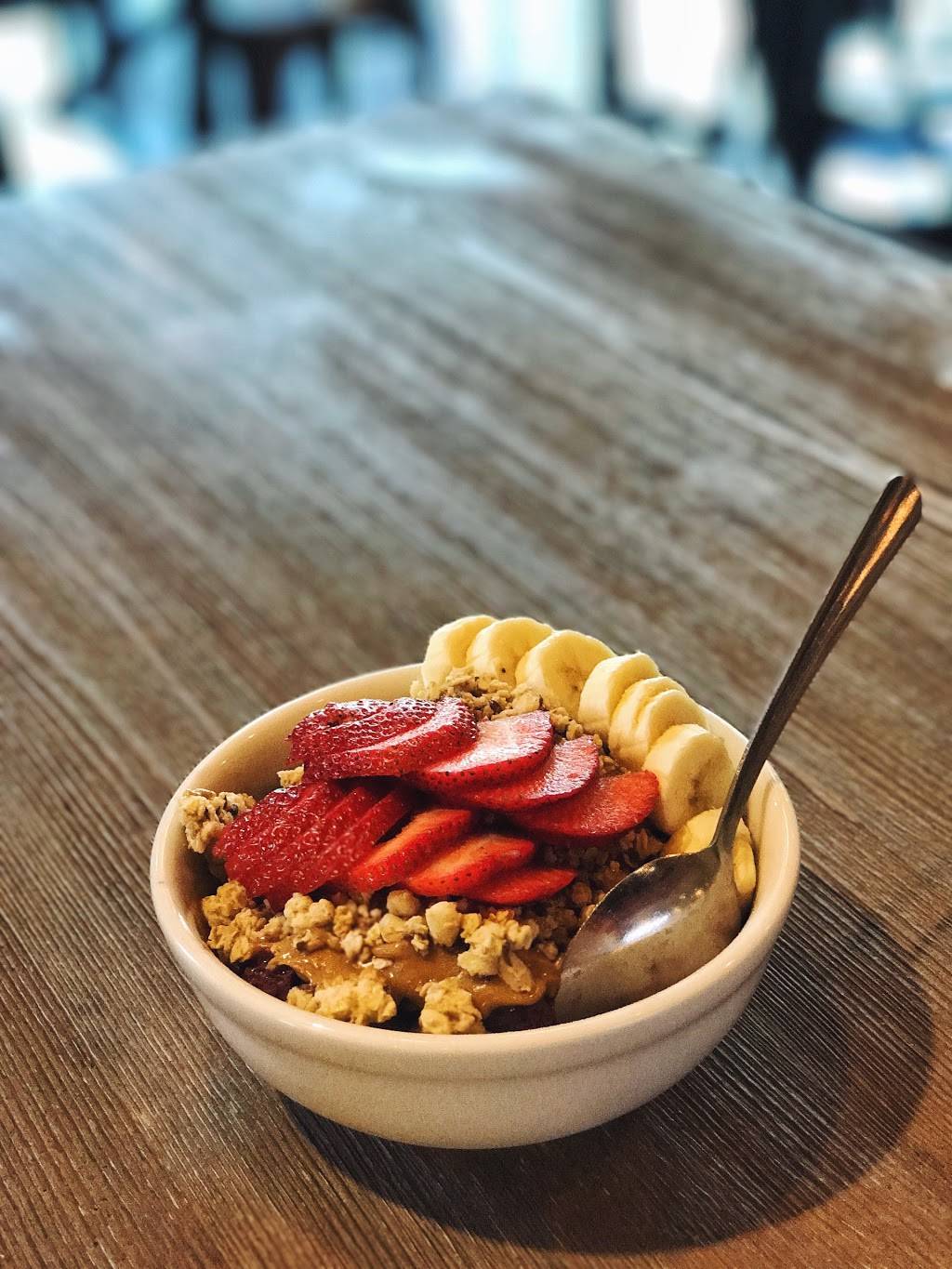 Rio Acai Bowls | restaurant | 1915 Fulton St, Fresno, CA 93721, USA | 5594127725 OR +1 559-412-7725