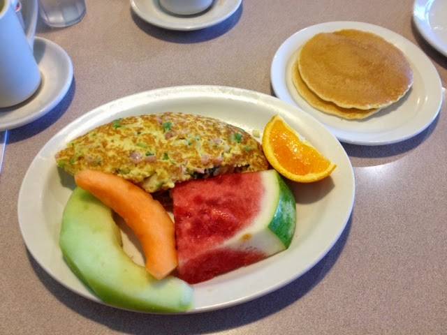 Christophers Restaurant | restaurant | 691 N York St, Elmhurst, IL 60126, USA | 6305301890 OR +1 630-530-1890