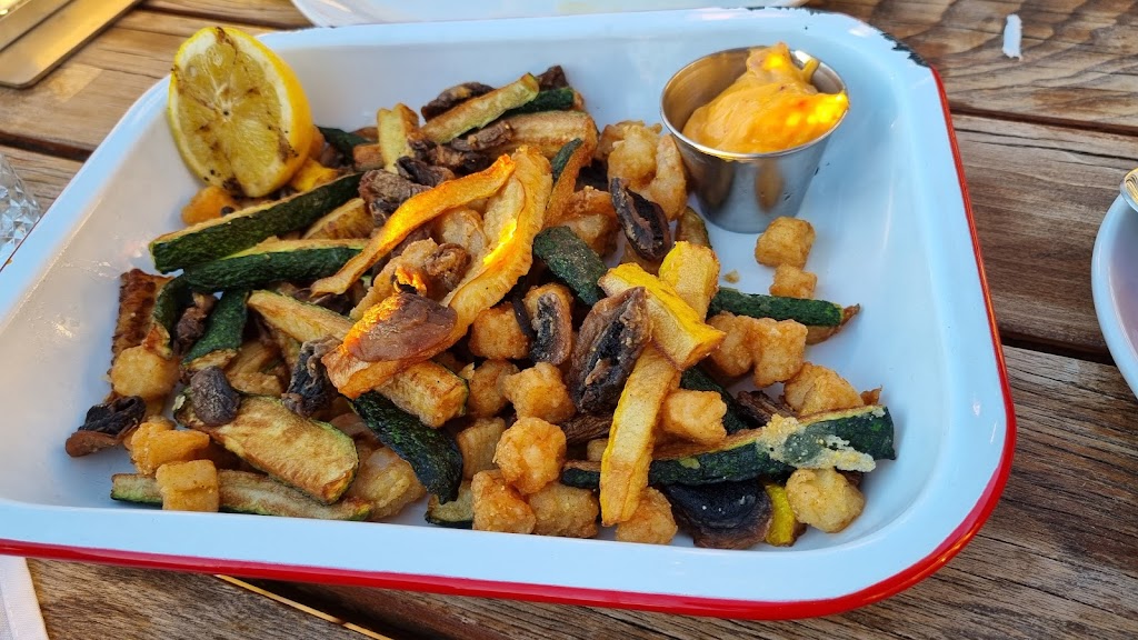 Lido | restaurant | 5350 S Lakeshore Dr, Tempe, AZ 85283, USA | 4805314571 OR +1 480-531-4571