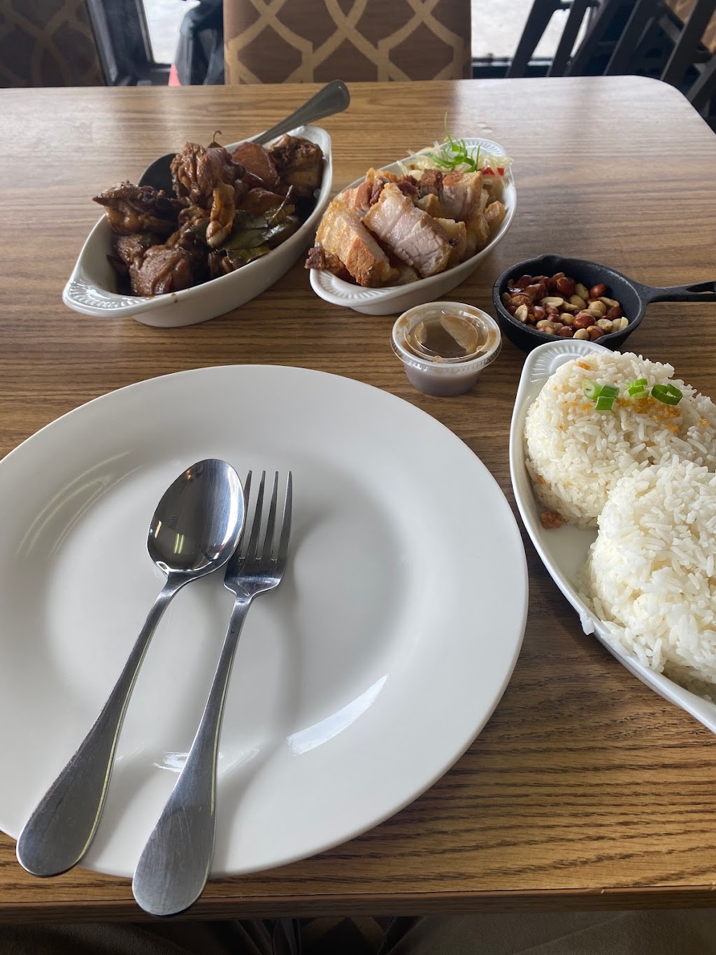 Ser Caloy’s Filipino Restaurant | restaurant | 205 W Rancier Ave Suite J/L, Killeen, TX 76541, USA | 2542131833 OR +1 254-213-1833
